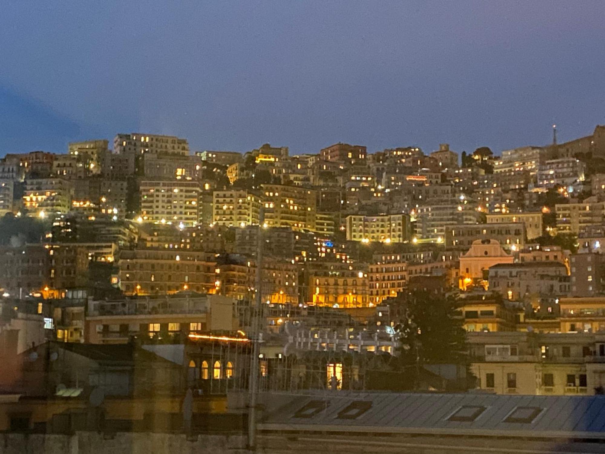 La Casa Di Nettuno Apartment Napoli Ngoại thất bức ảnh